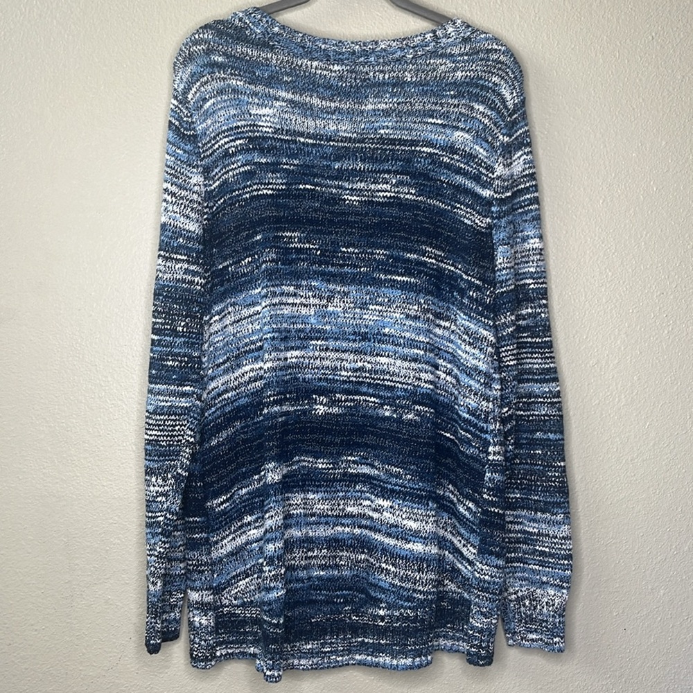 Old Navy Blue and White Knit‎ Sweater Size Large - Picture 4 of 6